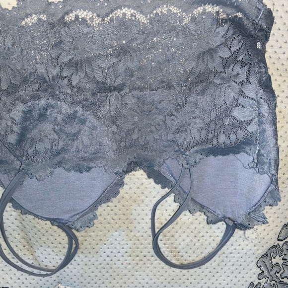 Bralette - Picture 3 of 3